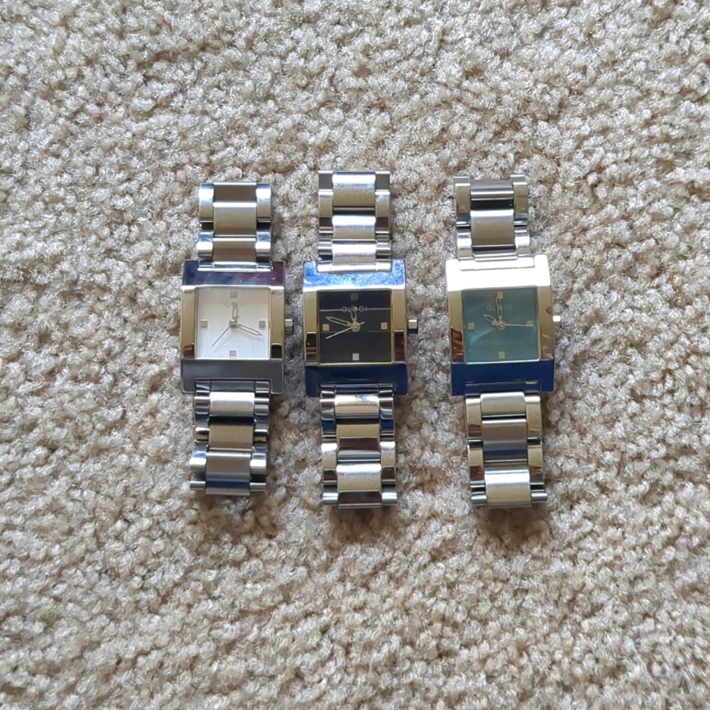 Set of 3 women's Ologi watches